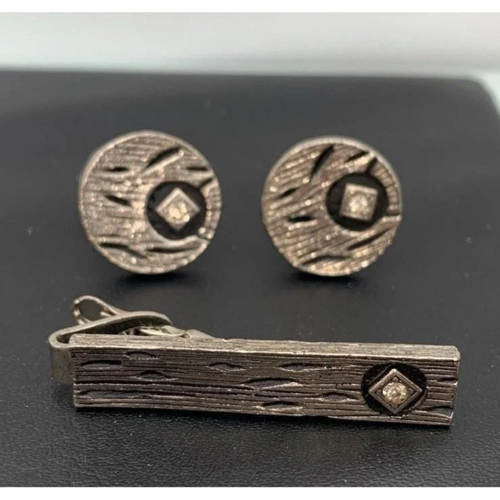 Vintage Silver Tone Wood Grain Abstract Look W Rhinestone Tie Clip & Cufflinks